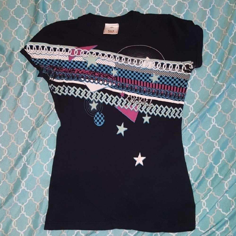 Medium shirt